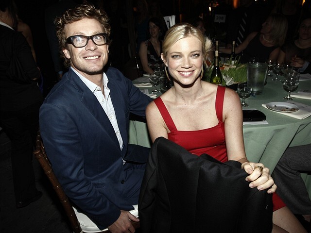 Simon Baker a Amy Smart