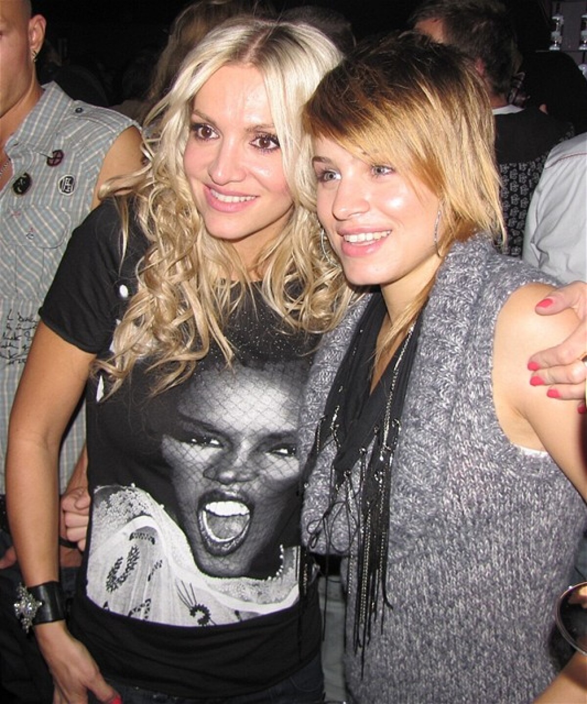Dara Rolins (vľavo) a Adriana Kopecká