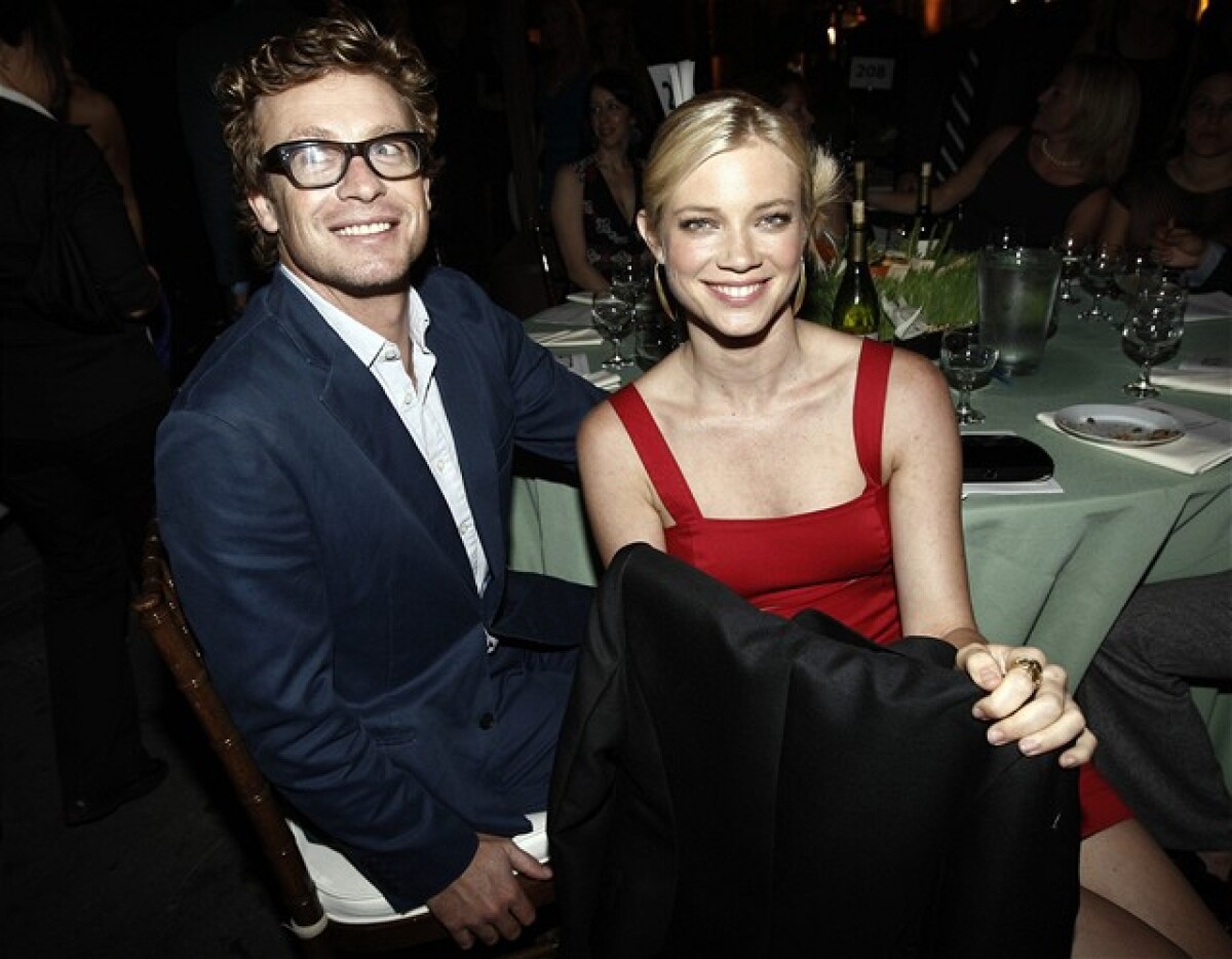 Simon Baker a Amy Smart