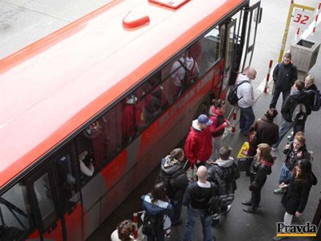 Autobus, autobusová stanica