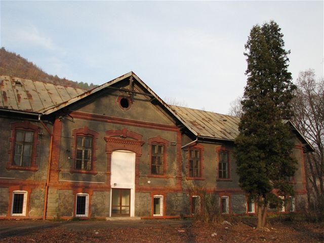 Krompachy, budova