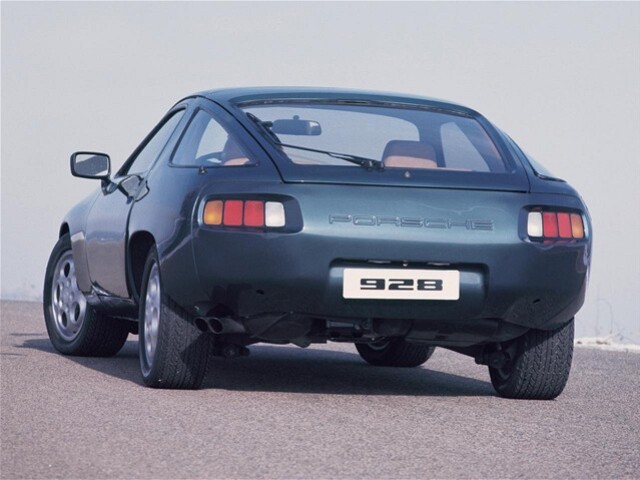 Porsche 928 si podmanilo porotu svojou výnimočnosťou.