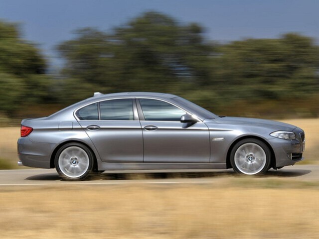 Nové BMW 5 má najväčší rázvor v triede.