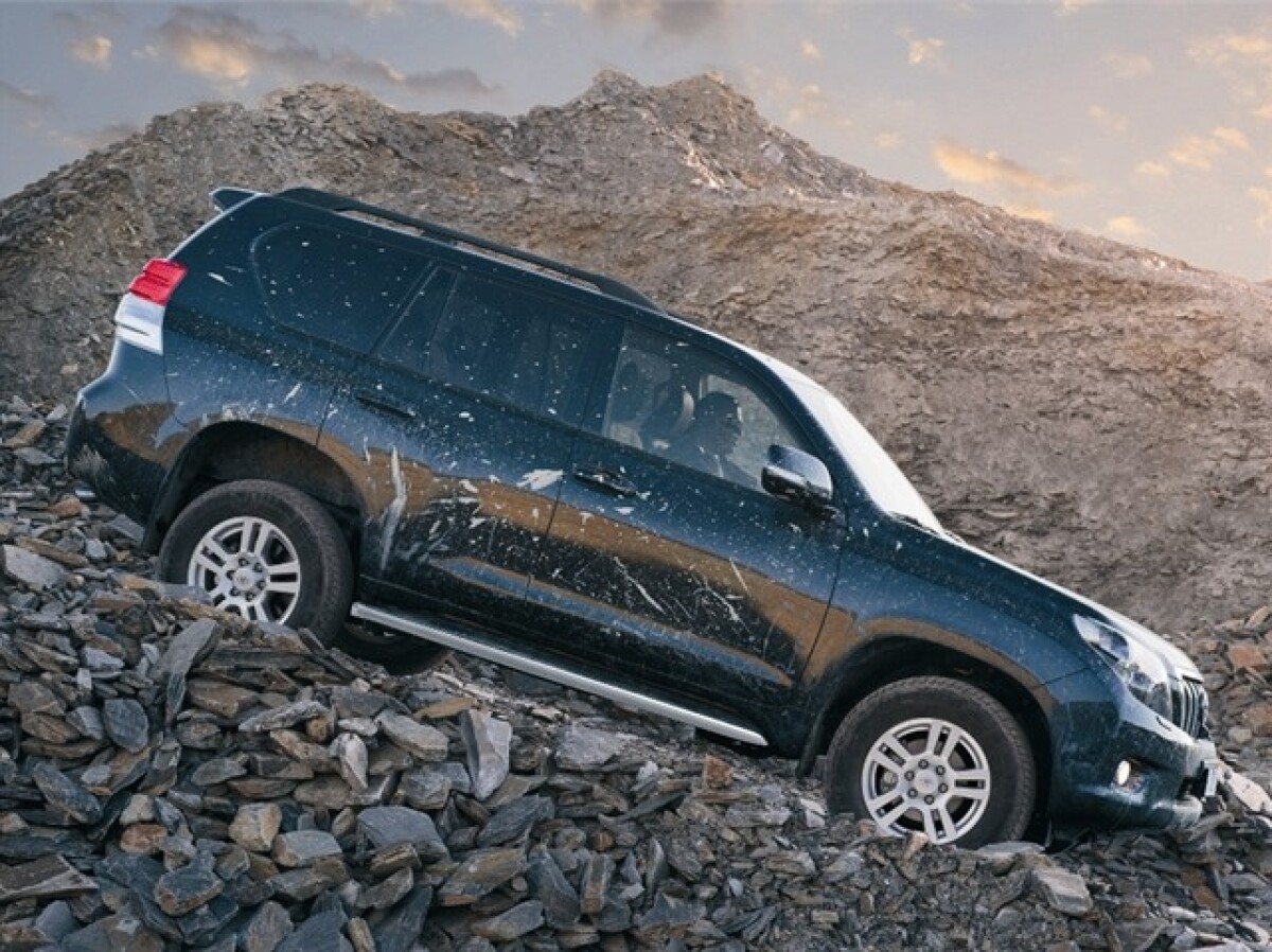Toyota Land Cruiser 150