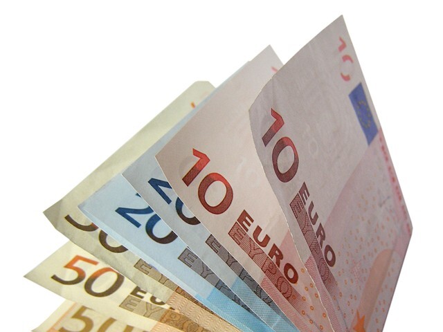 euro, peniaze, bankovky