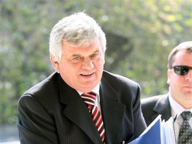 Ľubomír Jahnátek