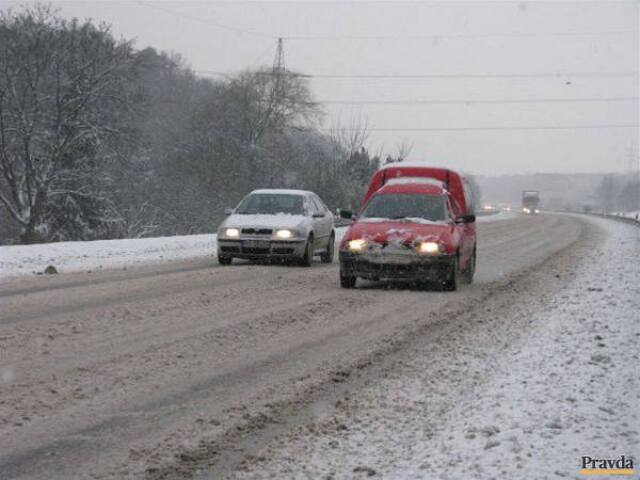 sneženie, sneh, kalamita, doprava