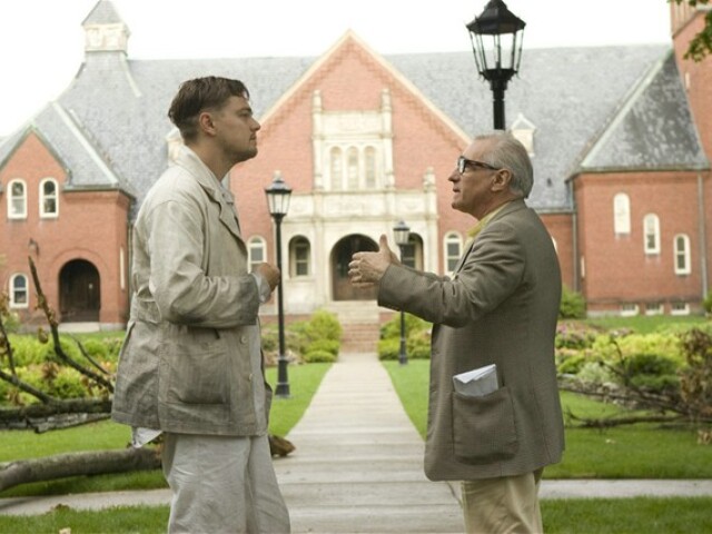 Leonardo DiCaprio a Martin Scorsese pri nakrúcaní filmu Prekliaty ostrov.