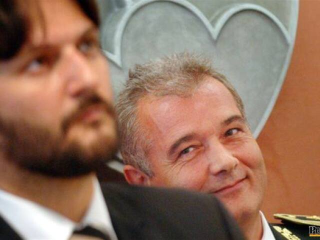 Robert Kaliňák, Ján Packa