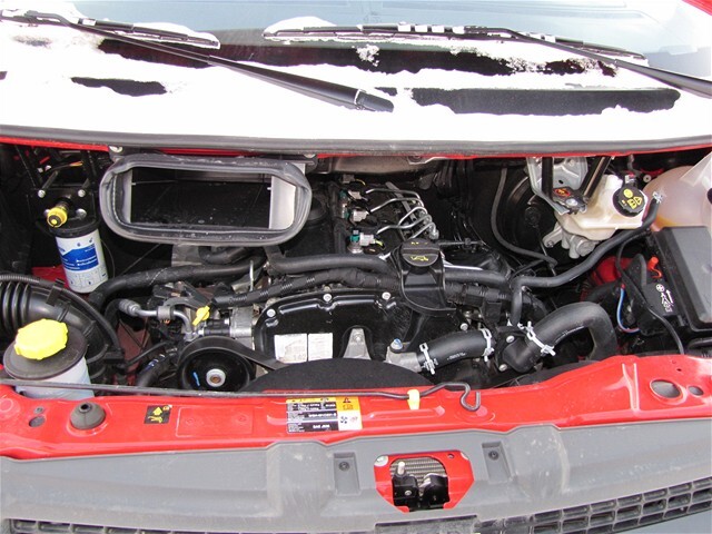 Motor 2.4 TDCi je hlučnejší, ale jeho výkon je nadpriemerný.