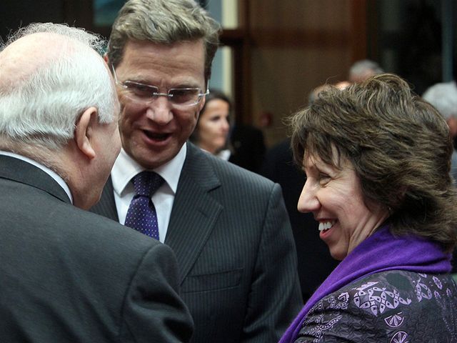 Európska únia, Ashtonová
