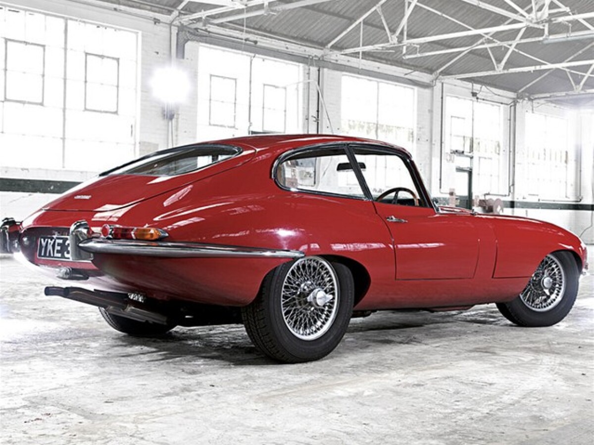 Jaguar E