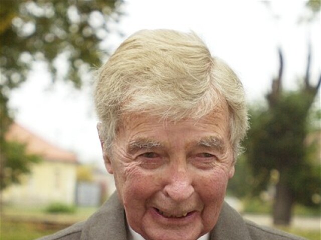 Dick Francis