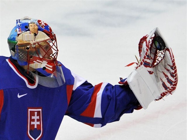 Prilba Jaroslava Haláka