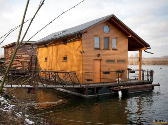 Hausboat - život na vode