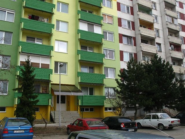 Levice, Lilková