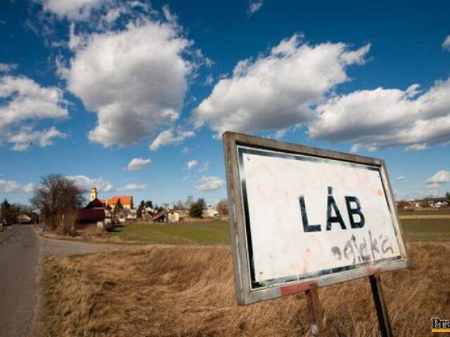 Lab, pozemky