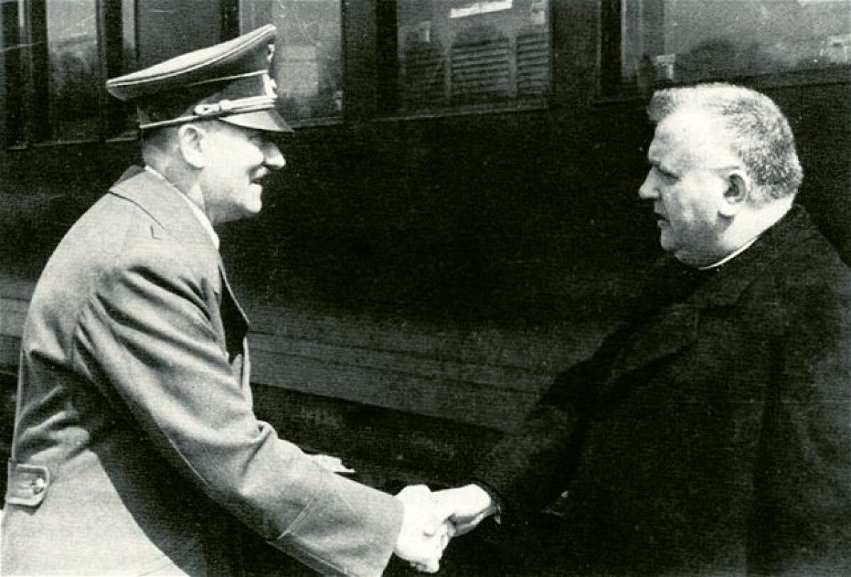 Tiso, Hitler