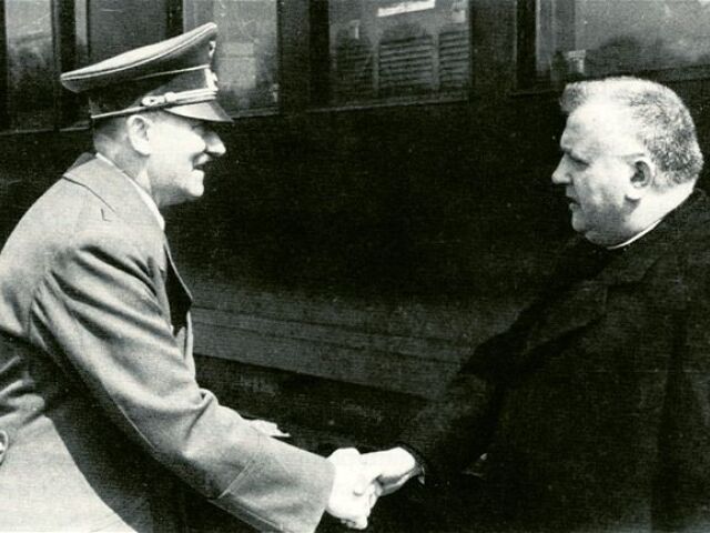 Tiso, Hitler