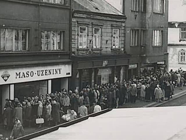 mäso, komunizmus