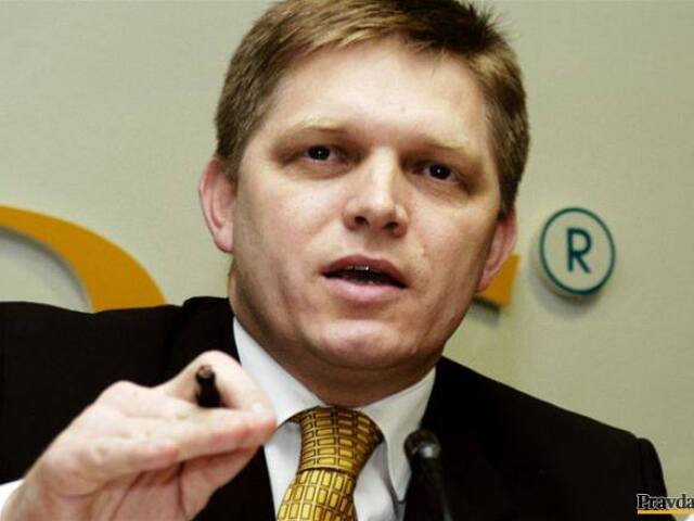 Robert Fico, 2004