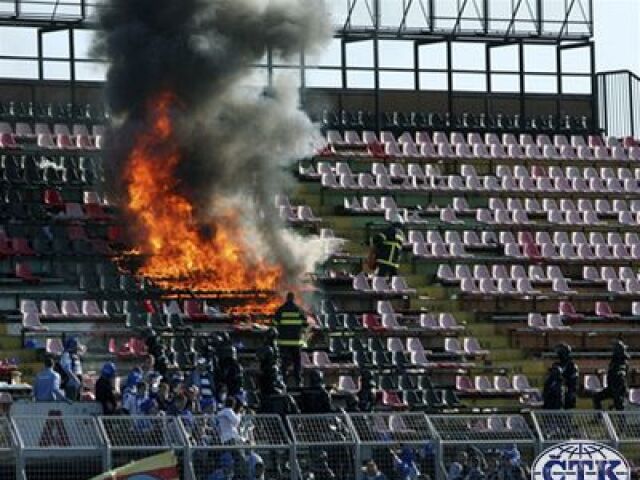 Trnavský štadión v plameňoch
