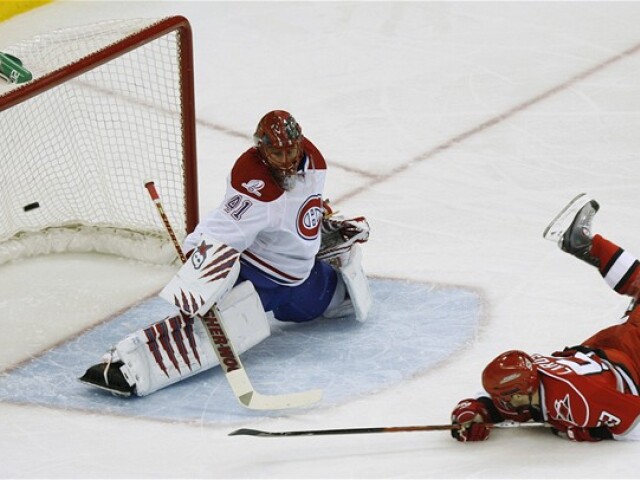 Chad Larose, Jaroslav Halák