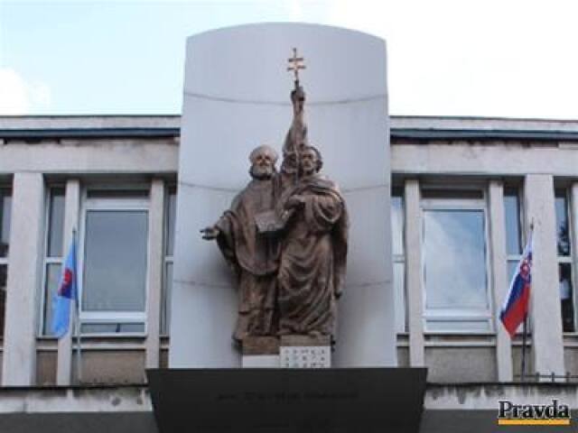 Cyril a Metod, socha