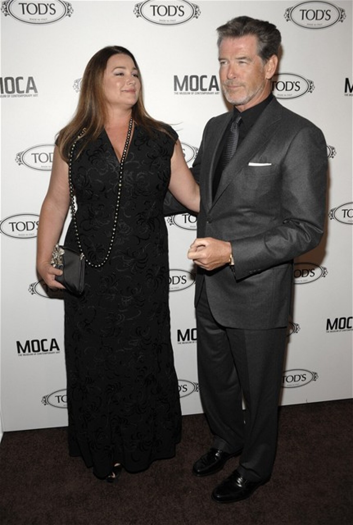 Pierce Brosnan a Keeley Shaye Smith 