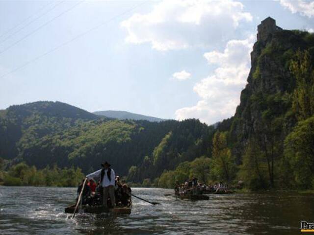 Strečno, Váh, pltníci