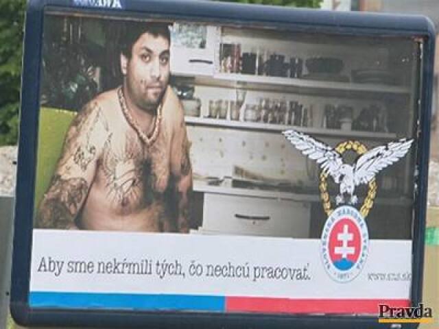 SNS, voľby, bilboard