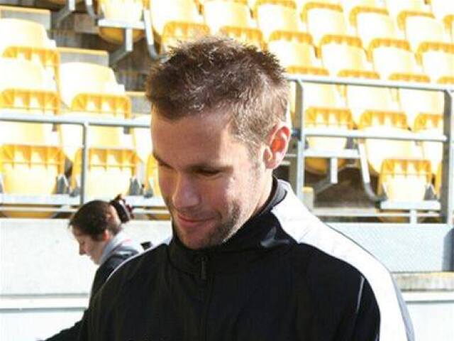 Mark Paston, futbal