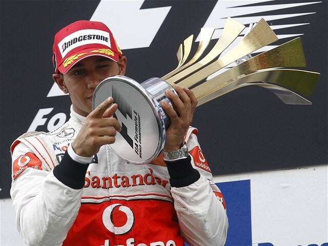 formula Turecko Hamilton trofej