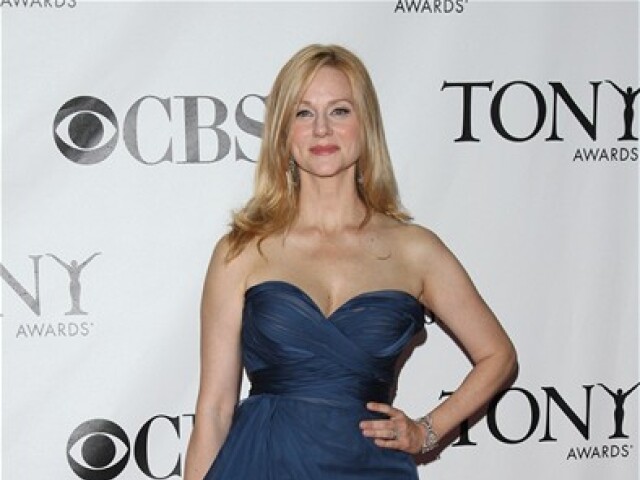 Laura Linney