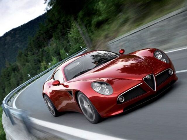 Alfa Romeo 8C