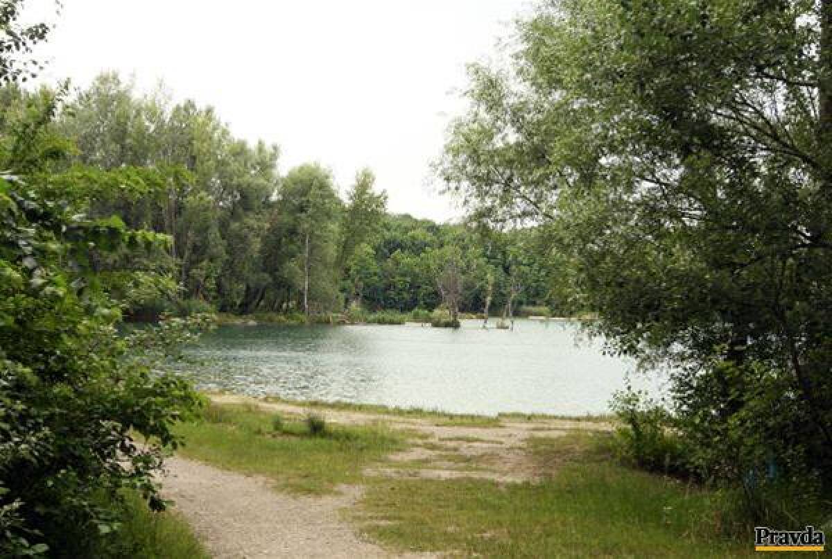 rusovecké jazero, Rusovce