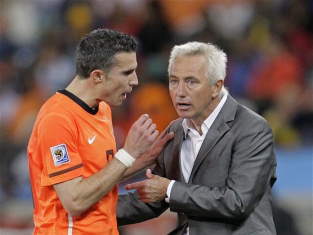 Bert van Marwijk, Robin van Persie 