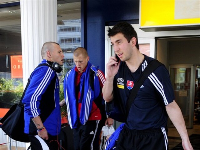 futbalisti, prichod