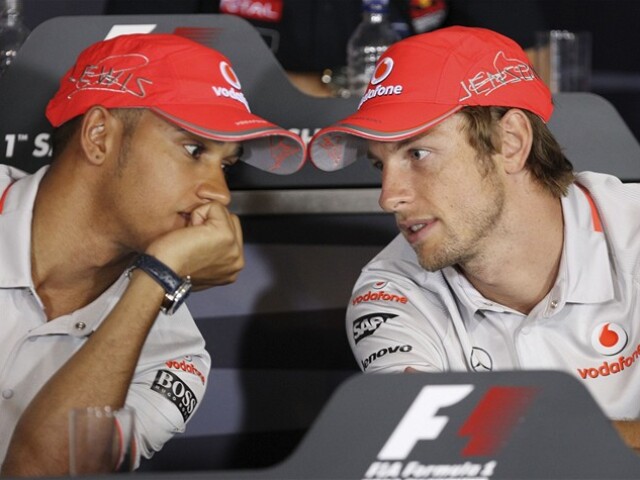 Hamilton Button