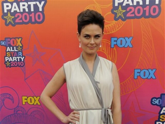 Emily Deschanel