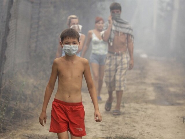 moskva, smog, chlapec, ľudia, rúško