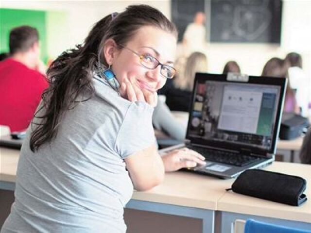Štúdium, jazyky, počítač, vzdelanie