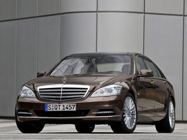 Mercedes-Benz S