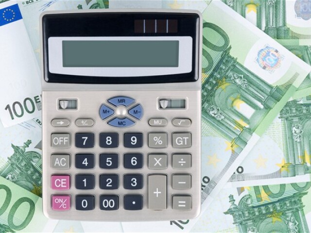 peniaze, euro, eurá, sporenie, dane, odvody, kalkulačka