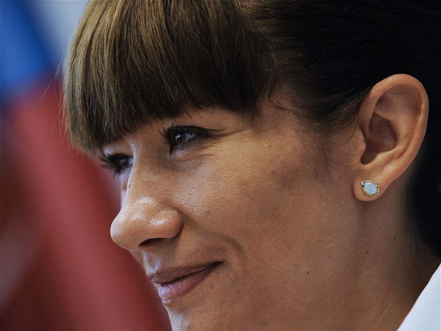 Nicholsonová