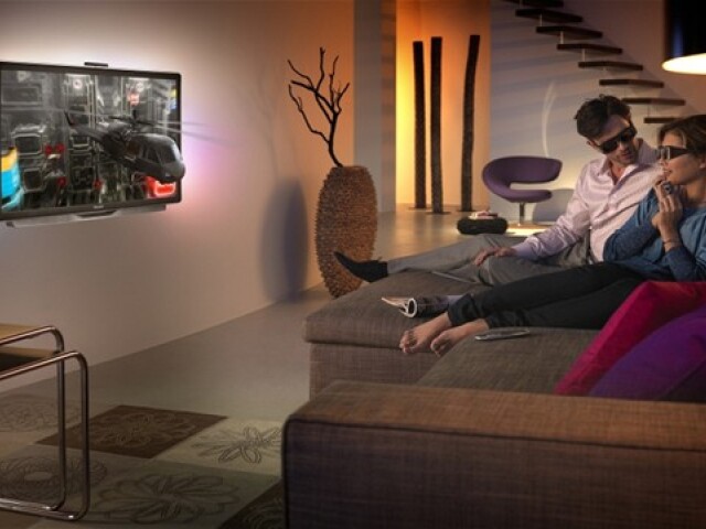 Philips 3D TV, televízia, televízny prijímač, sledovanie TV, vysielanie, helikoptéra, domáca zábava