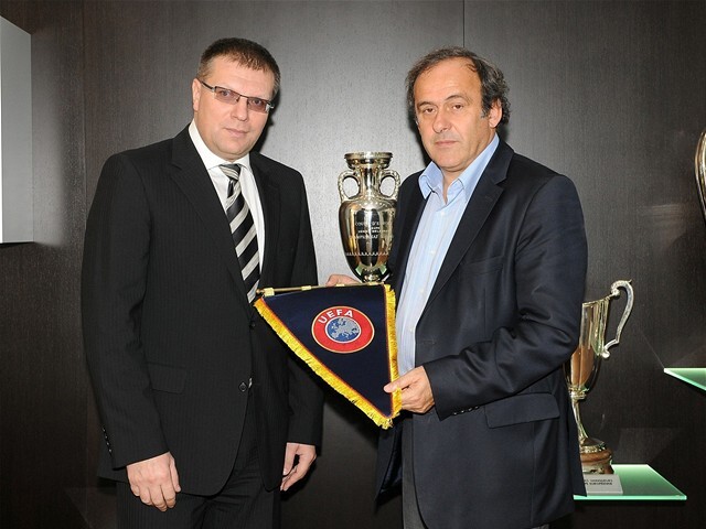 Kováčik, Platini