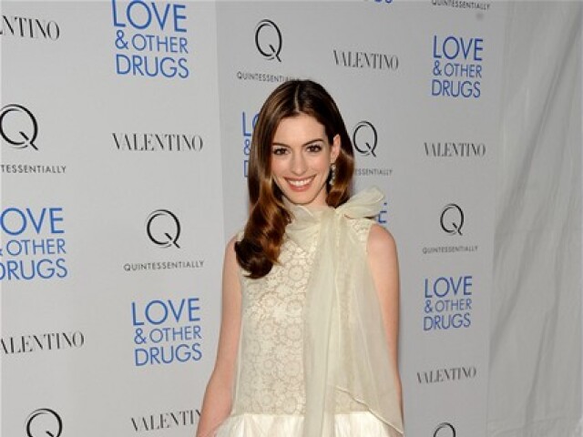 Anne Hathaway