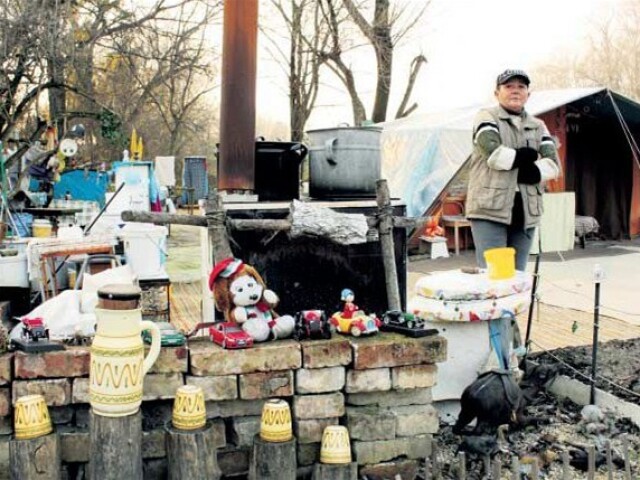 bezdomovec, hračky 