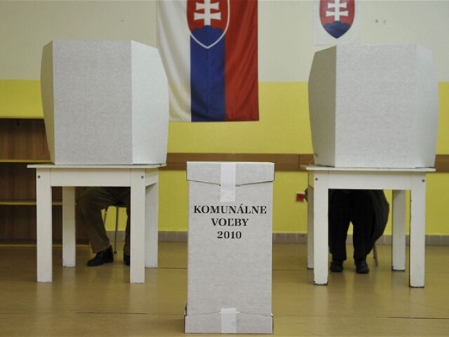 komunálne voľby, slovensko, vlajka, urna